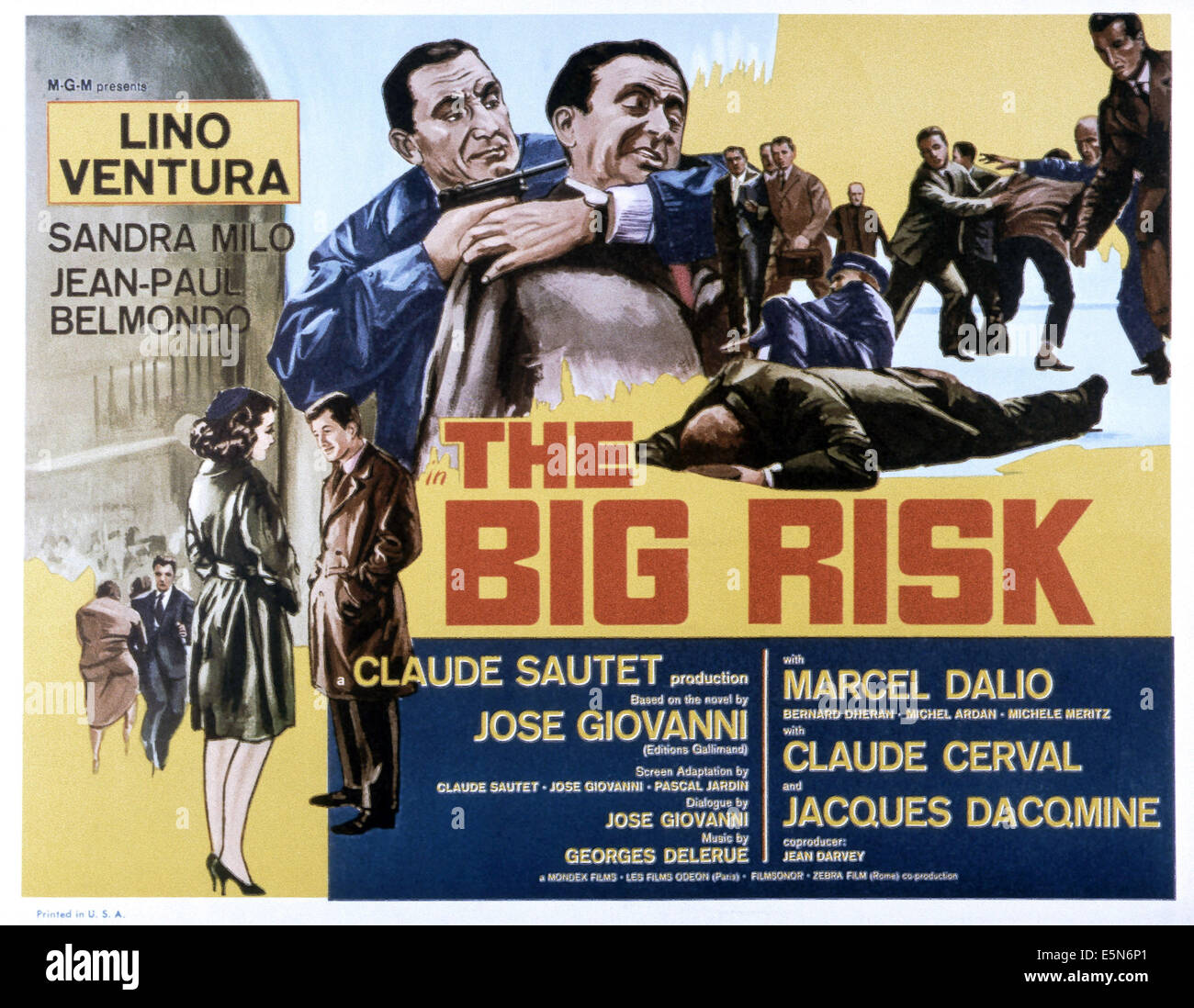 CLASSE TOUS RISQUES, (alias le grand risque), Lino Ventura (avec canon), en  bas de gauche à droite : Sandra Milo, Jean-Paul Belmondo, 1960 Photo Stock  - Alamy