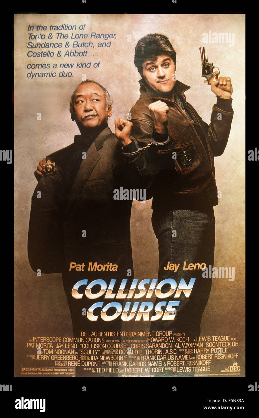 Cours de collision, à partir de la gauche : l'affiche américaine, Pat Morita, Jay Leno, 1989, © De Laurentiis Entertainment Group/avec la permission d'Everett Banque D'Images