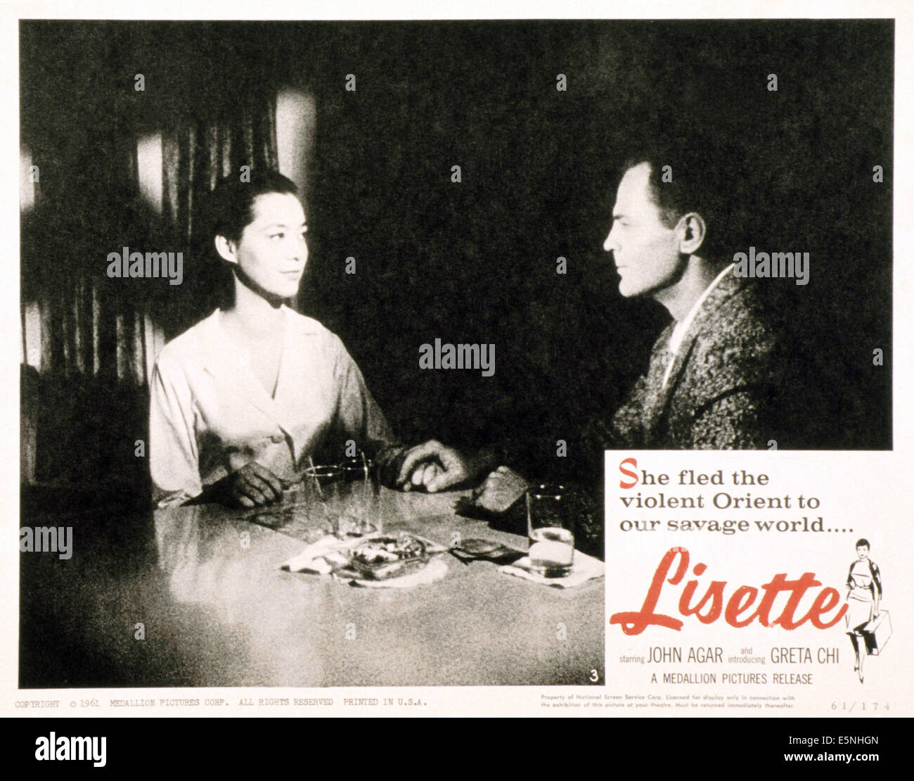 LISETTE, (aka FALL GIRL), à partir de la gauche : Greta Chi, John Agar, 1961 Banque D'Images