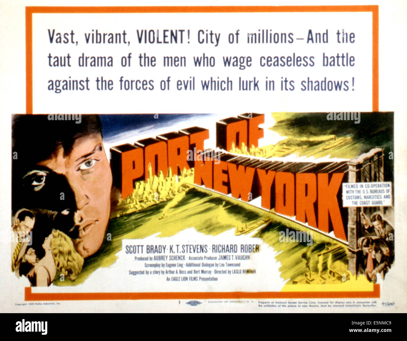 PORT DE NEW YORK, Yul Brynner, 1949 Banque D'Images