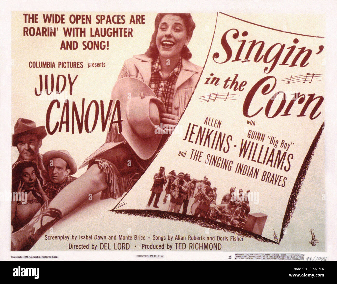 SINGIN' IN THE US, maïs, lobbycard de gauche : Judy Canova (et centre), Guinn Williams, Allen Jenkins, 1946 Banque D'Images