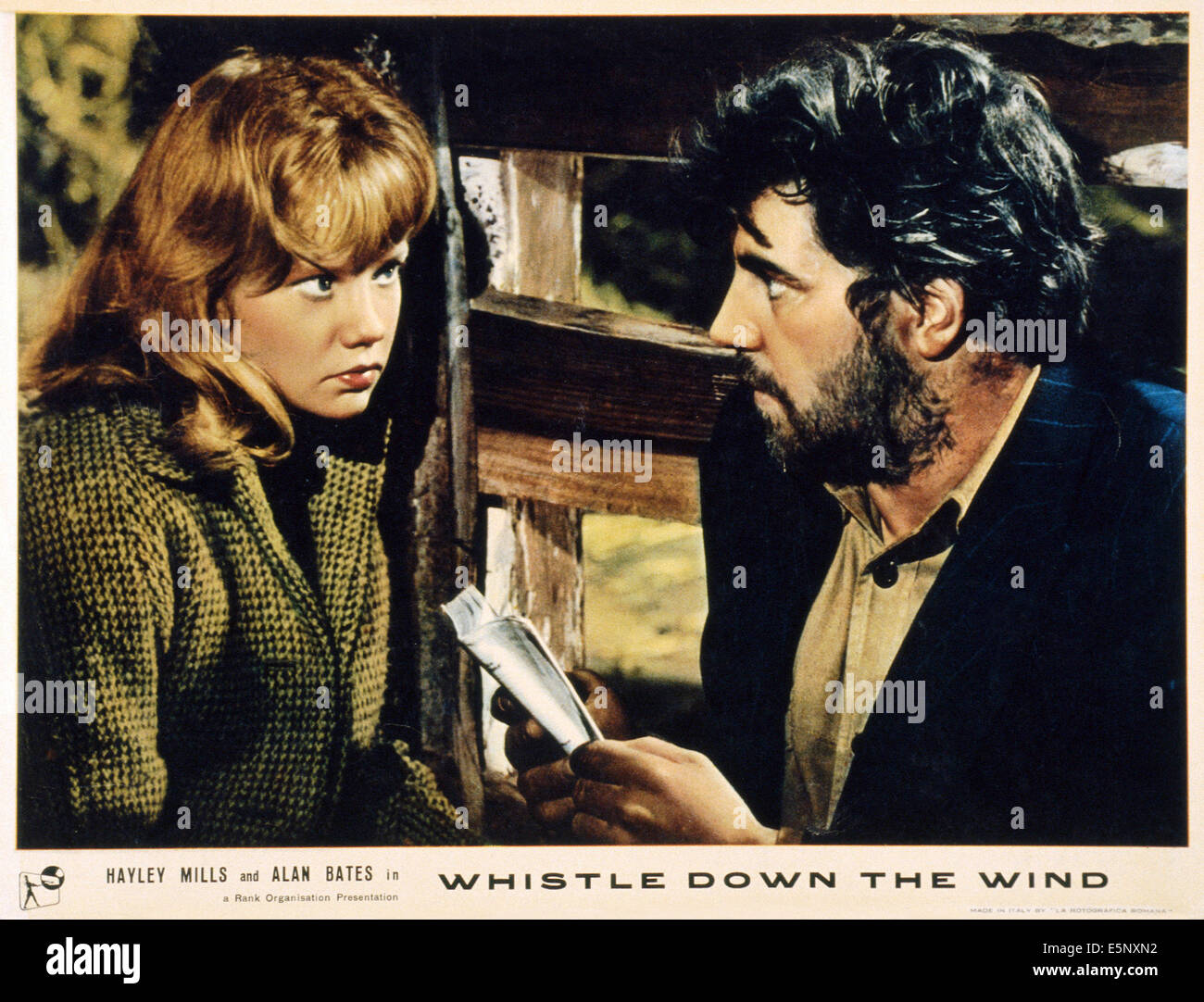 WHISTLE DOWN THE WIND (lobbycard, de gauche : Hayley Mills, Alan Bates, 1961 Banque D'Images