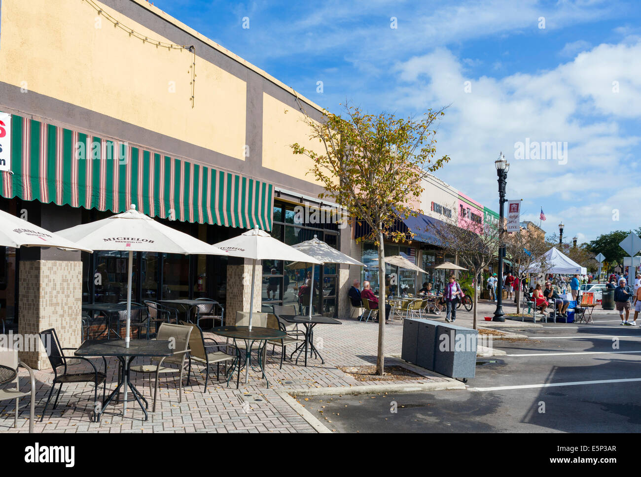 Boutiques et restaurants de San Marco Boulevard, dans le quartier de San Marco de Jacksonville, Floride, USA Banque D'Images