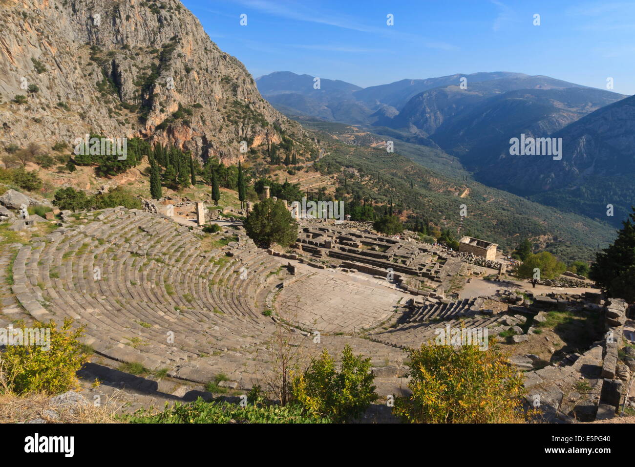 Théâtre à Delphes, UNESCO World Heritage Site, Péloponnèse, Grèce, Europe Banque D'Images
