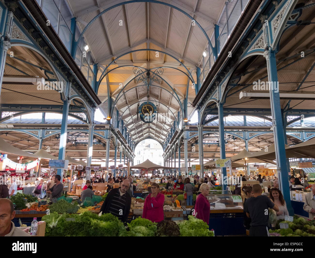 Marché de dijon Banque d'image et photos Alamy