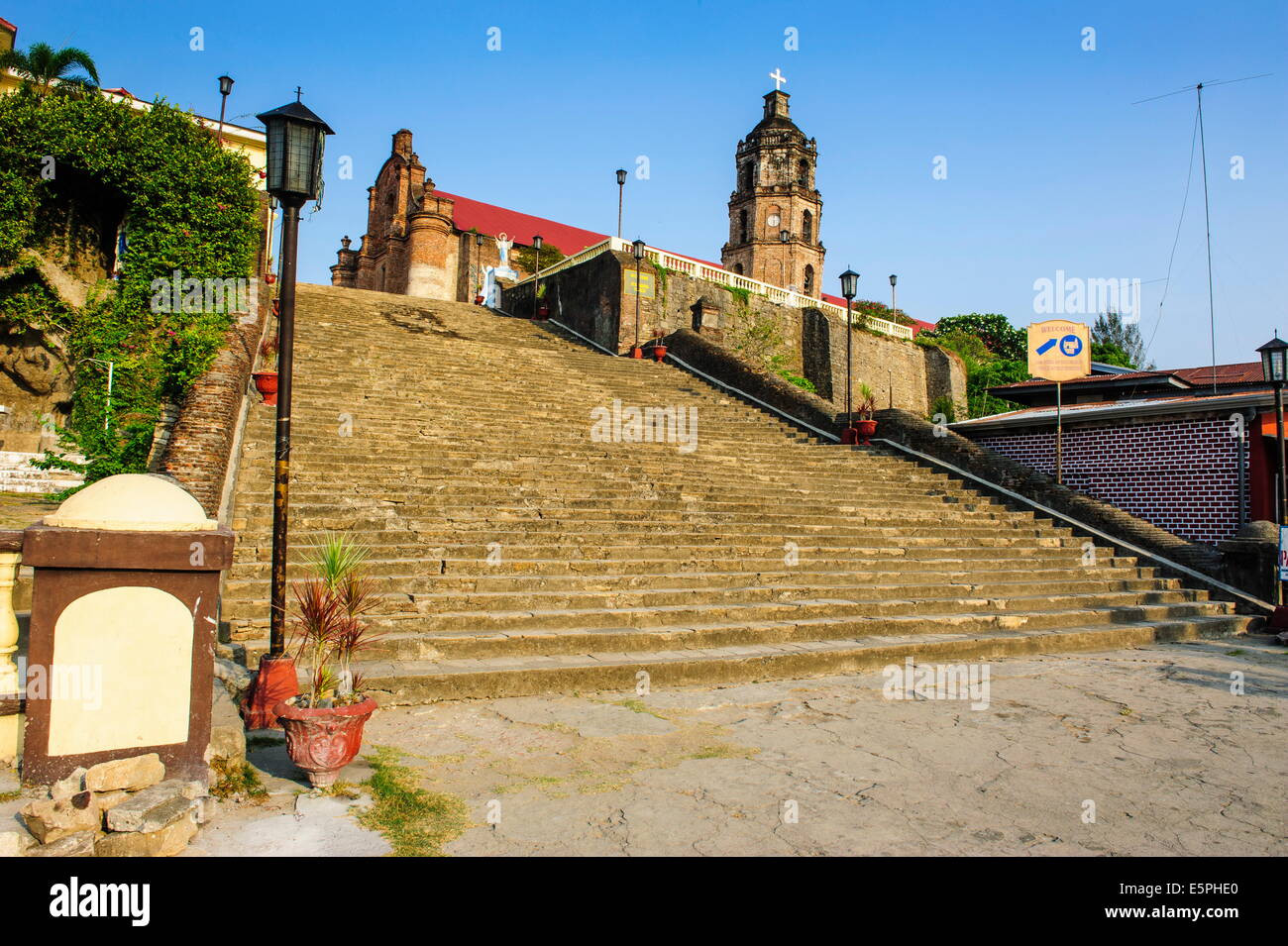 L'église de Santa Maria, UNESCO World Heritage Site, Ilocos Norte, dans le nord de Luzon, Philippines, Asie du Sud, Asie Banque D'Images