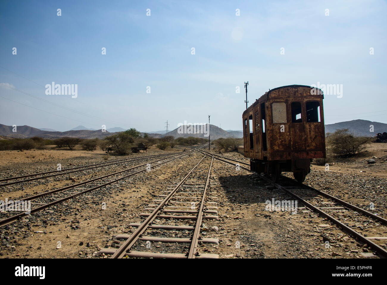 Les entraîneurs de l'ancien chemin de fer italien de Massawa à Asmara, Erythrée, Afrique Banque D'Images