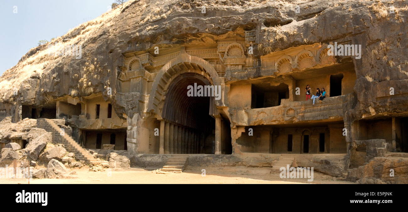 Le principal temple chaitya (ouvert) dans le Bhaja Caves, creusées dans le basalte, Pune, Western Ghats, Maharashtra, Inde, Asie Banque D'Images