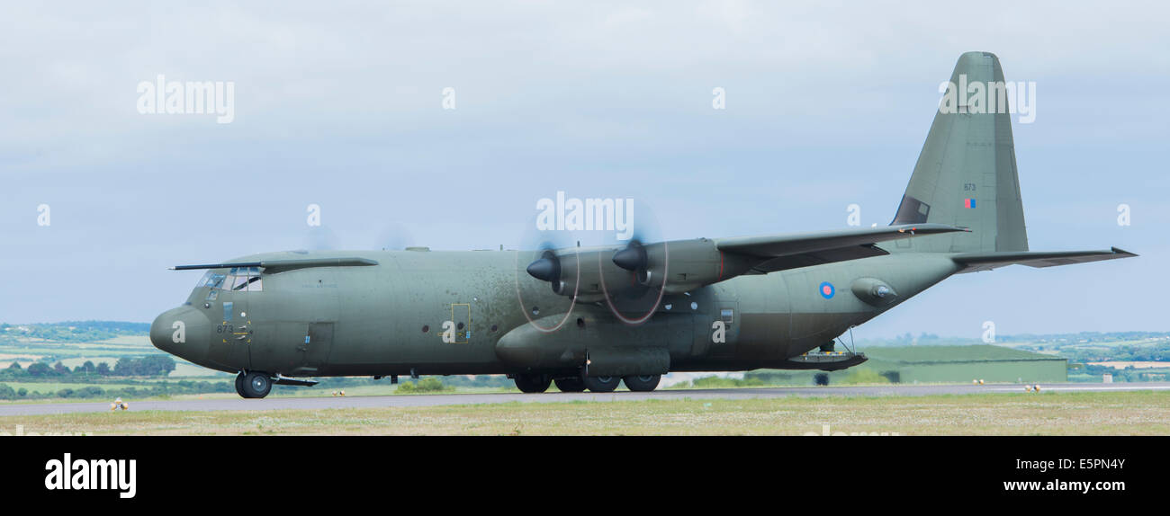 RAF C-130 Hercules en journée à l'air RNAS Culdrose Banque D'Images