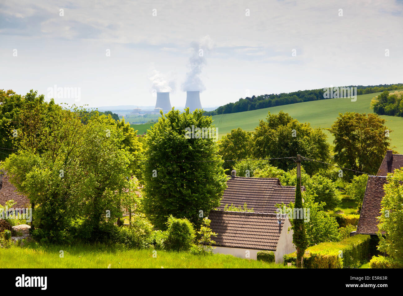 Centrale nucléaire de Nogent-sur-Seine, Aube, France. Banque D'Images