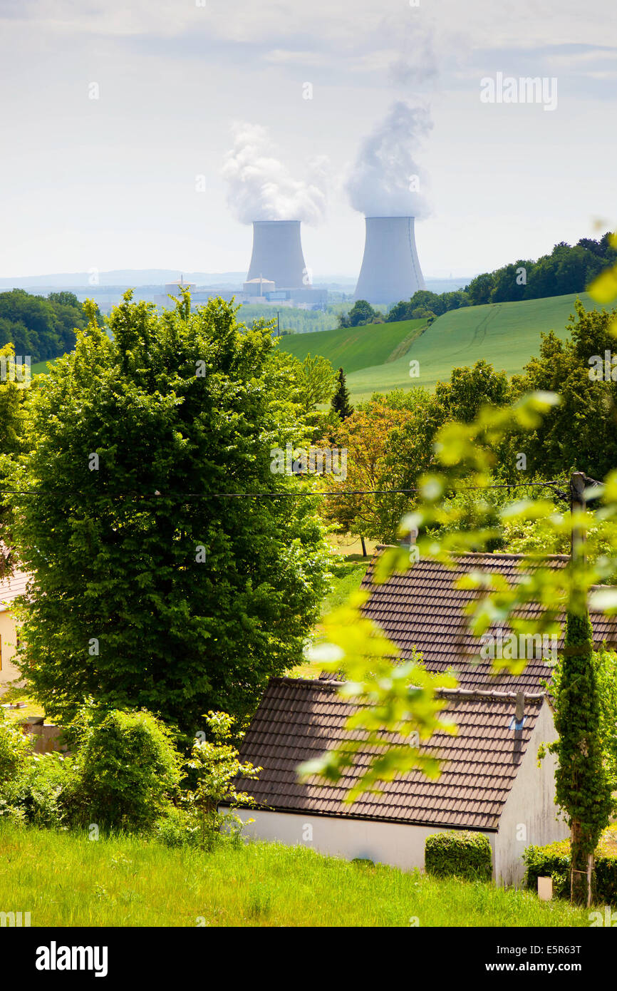 Centrale nucléaire de Nogent-sur-Seine, Aube, France. Banque D'Images