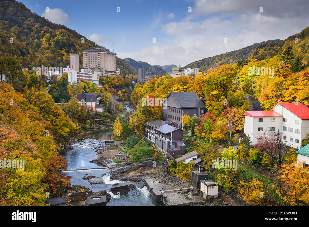 Jozankei, Hokkaido, Japon pendant la saison d'automne. Banque D'Images