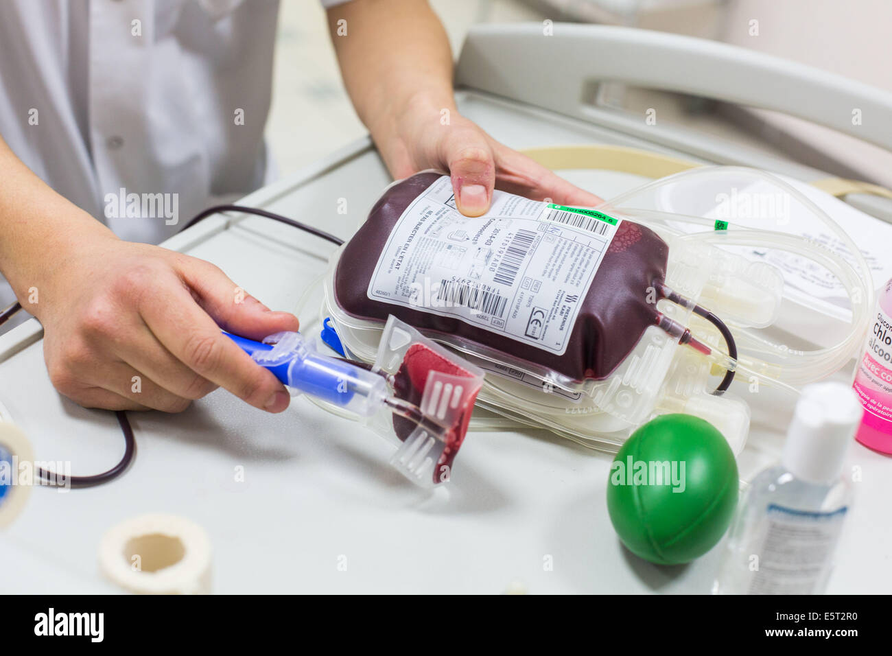 PTBWS 31 Pièces Sac De Sang Boissons, Halloween Poche De Sang, Récipients à Boire Pour Halloween, Sacs De Sang Pour Boire, Poches De Sang à Remplir, Pour Halloween Zombie Party, Halloween Party