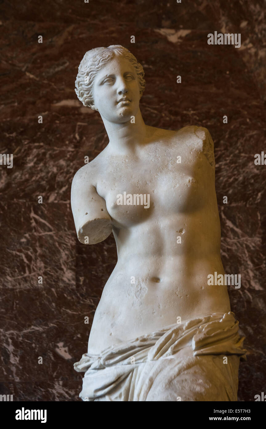 Vénus de Milo statue dans le musée du Louvre, Paris, France Banque D'Images