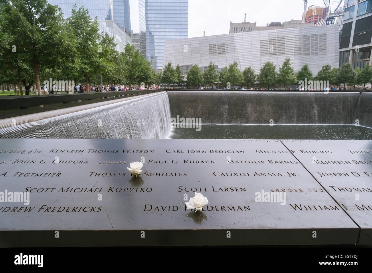 Le National 9/11 Memorial et musée dans le site du World Trade Center à New York Banque D'Images