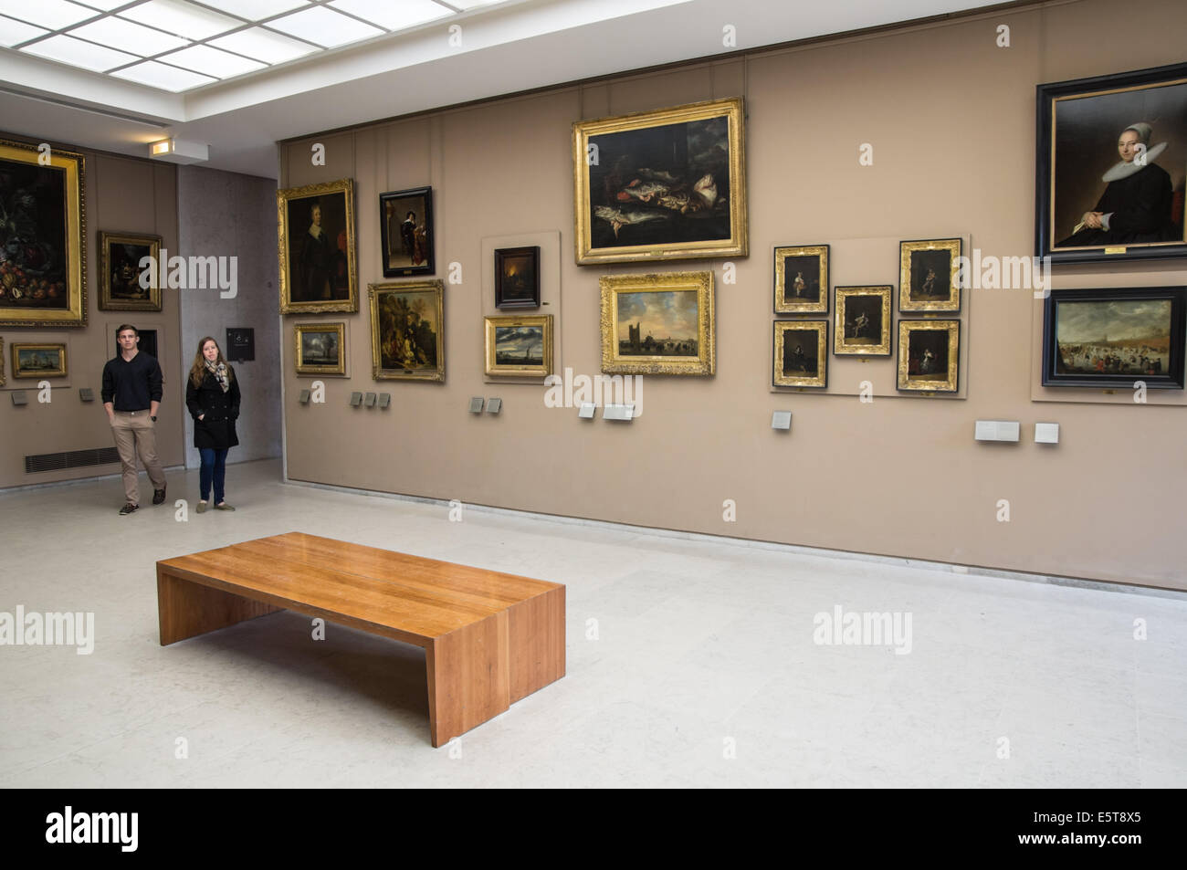 Les visiteurs du Musée du Louvre, Paris, France Banque D'Images