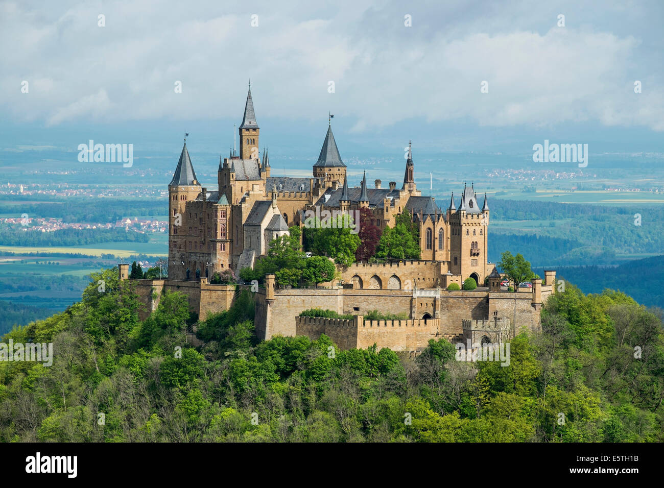 Le château de Burg Hohenzollern, près de Bisingen, Bade-Wurtemberg, Allemagne Banque D'Images