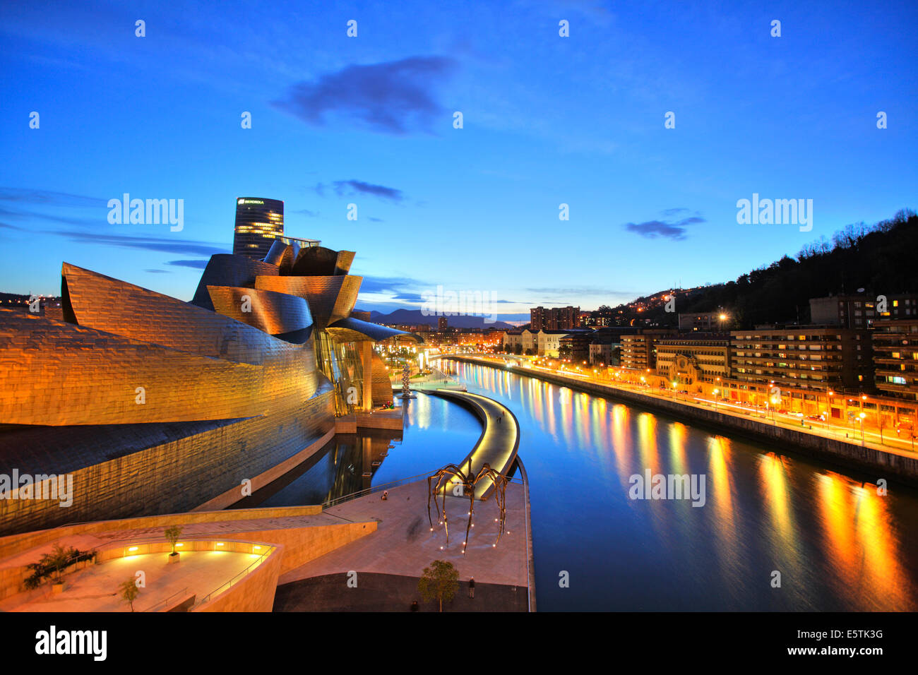 Le moderne Musée Guggenheim, Bilbao, Espagne Banque D'Images