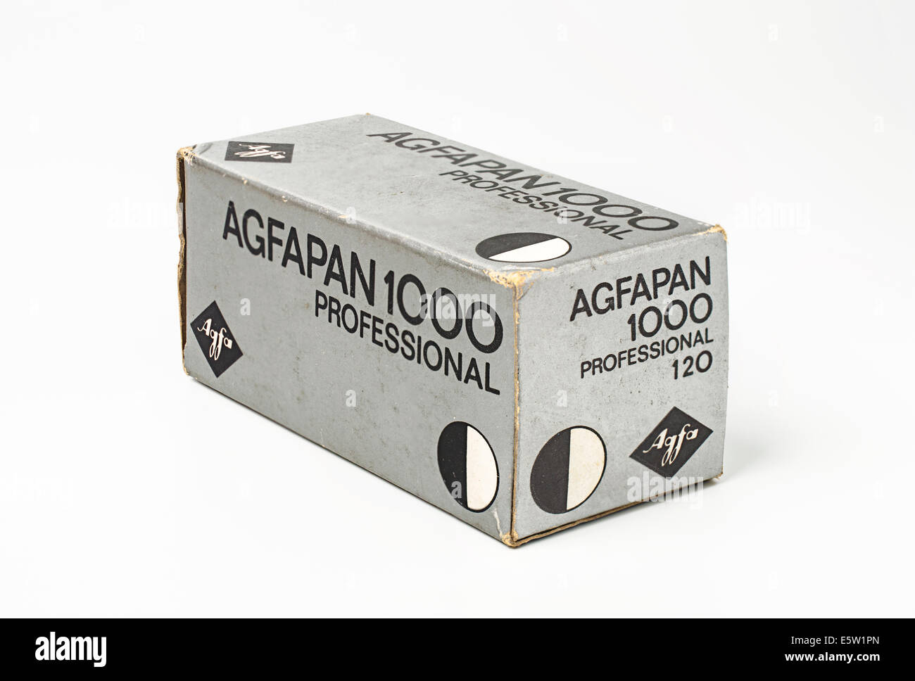 Le coffret d'une rouleau de 120 Agfapan 1000 - high speed 1000 ASA film daté de 1970 Banque D'Images