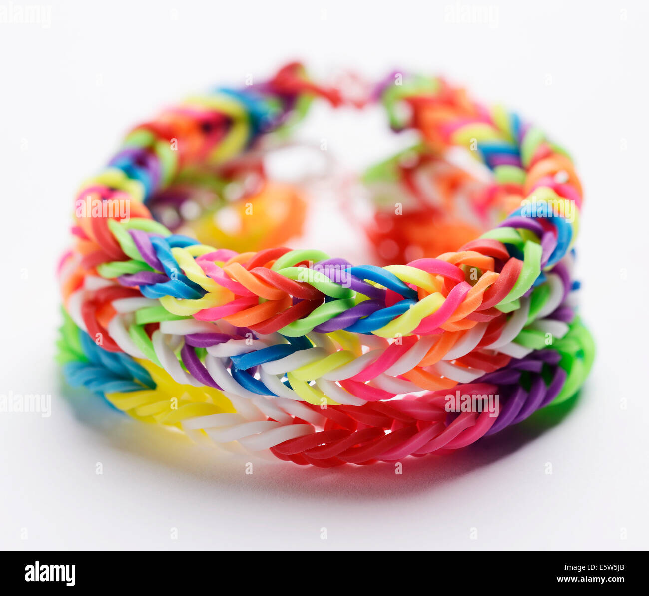 Trois bandes bracelets colorés loom Banque D'Images