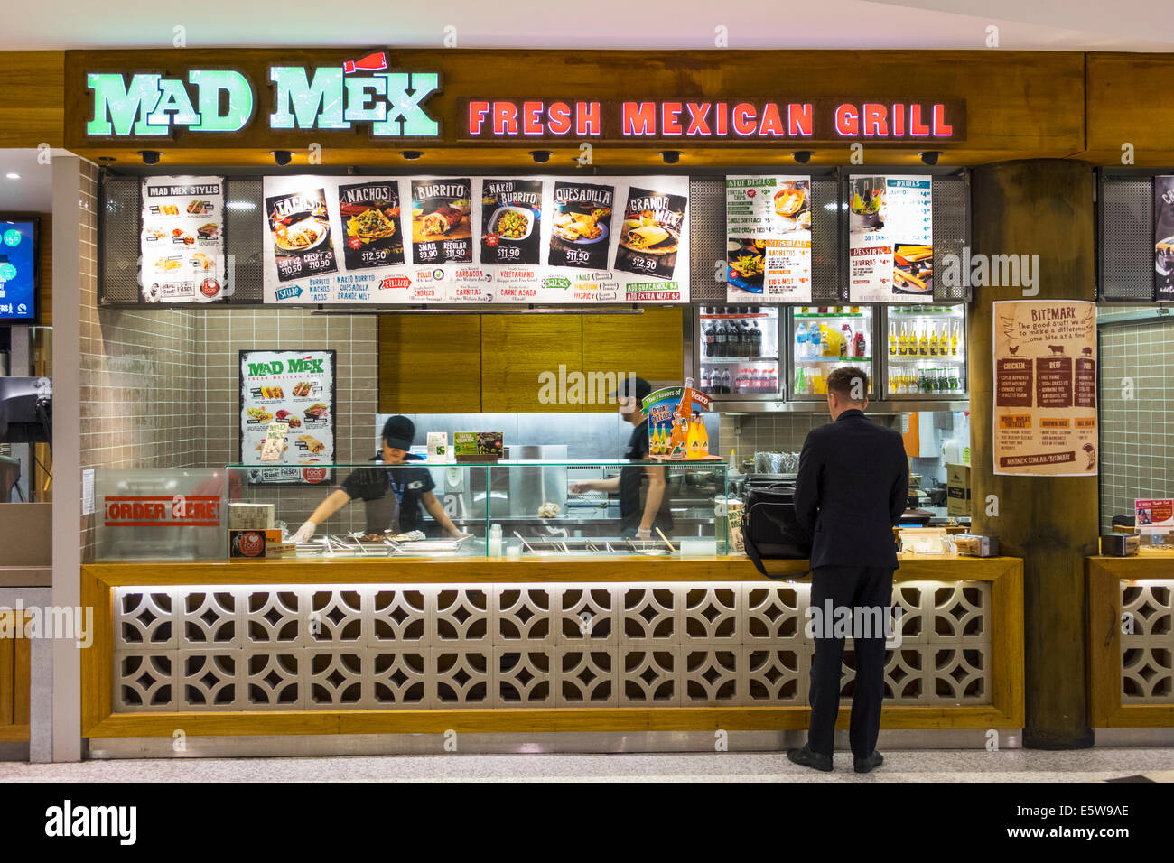 Sydney Australie, aéroport de Kingsford-Smith, SYD, intérieur, terminal, porte, comptoir, Mad Mex Fresh Mexican Grill, restauration rapide, restaurant restaurants restaurants restaurants Banque D'Images