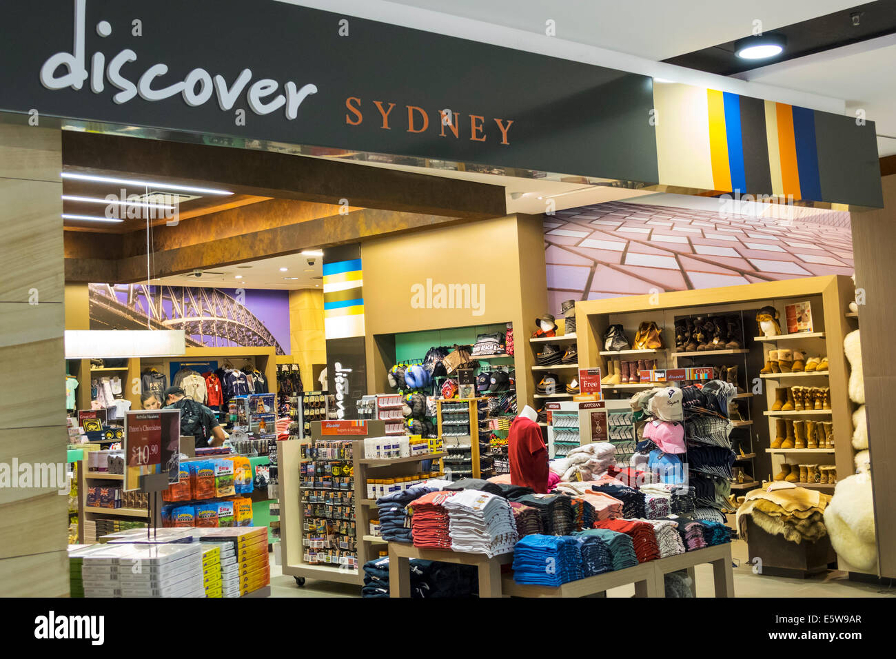 Sydney Australie,aéroport Kingsford-Smith,SYD,intérieur,terminal,porte,shopping shopper shoppers shopping marchés marché achat vendre Banque D'Images
