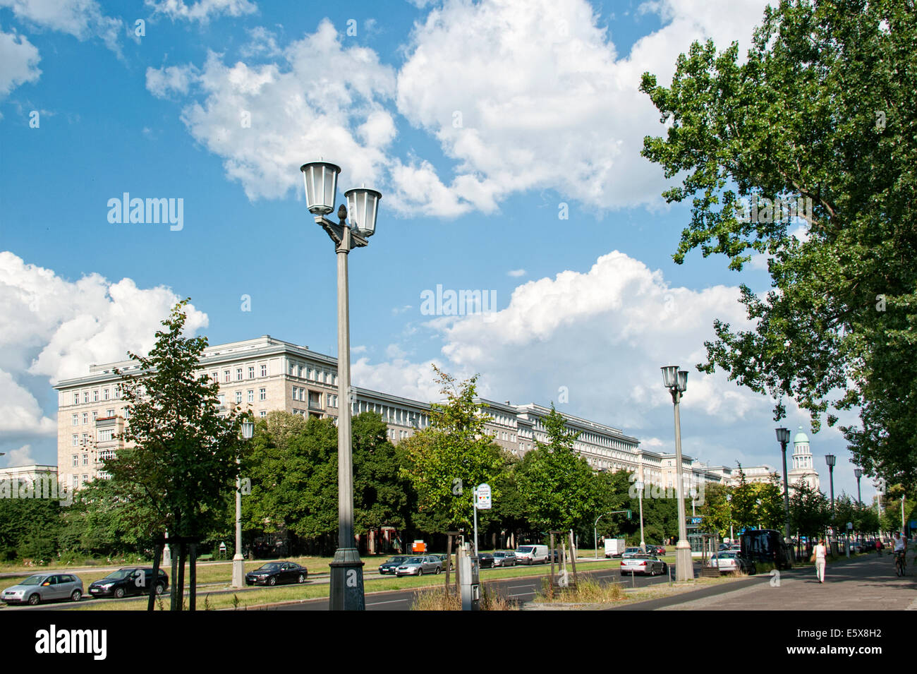 Patrimoine canadien-bâtiment protégé le long de la Karl-Marx-Allee, Frankfurter Tor, Friedrichshain, Berlin, Allemagne. Banque D'Images