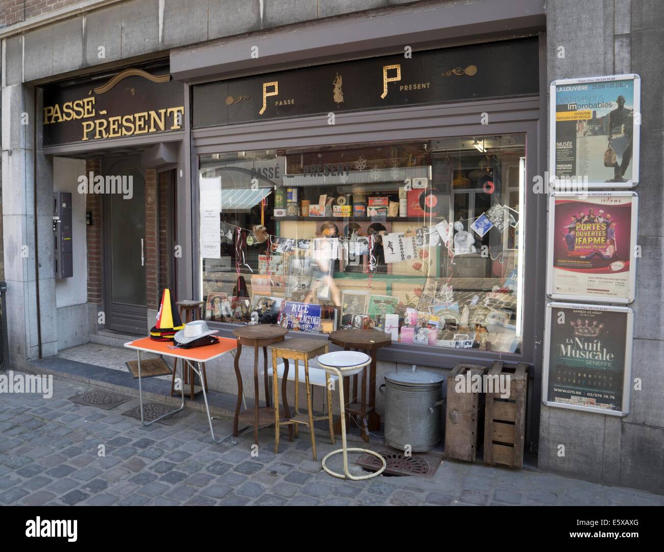 Vintage shop à Mons, Photo : Robert B. Fishman, 15.6.2014. Mons est la capitale européenne de la Culture 2015 Banque D'Images