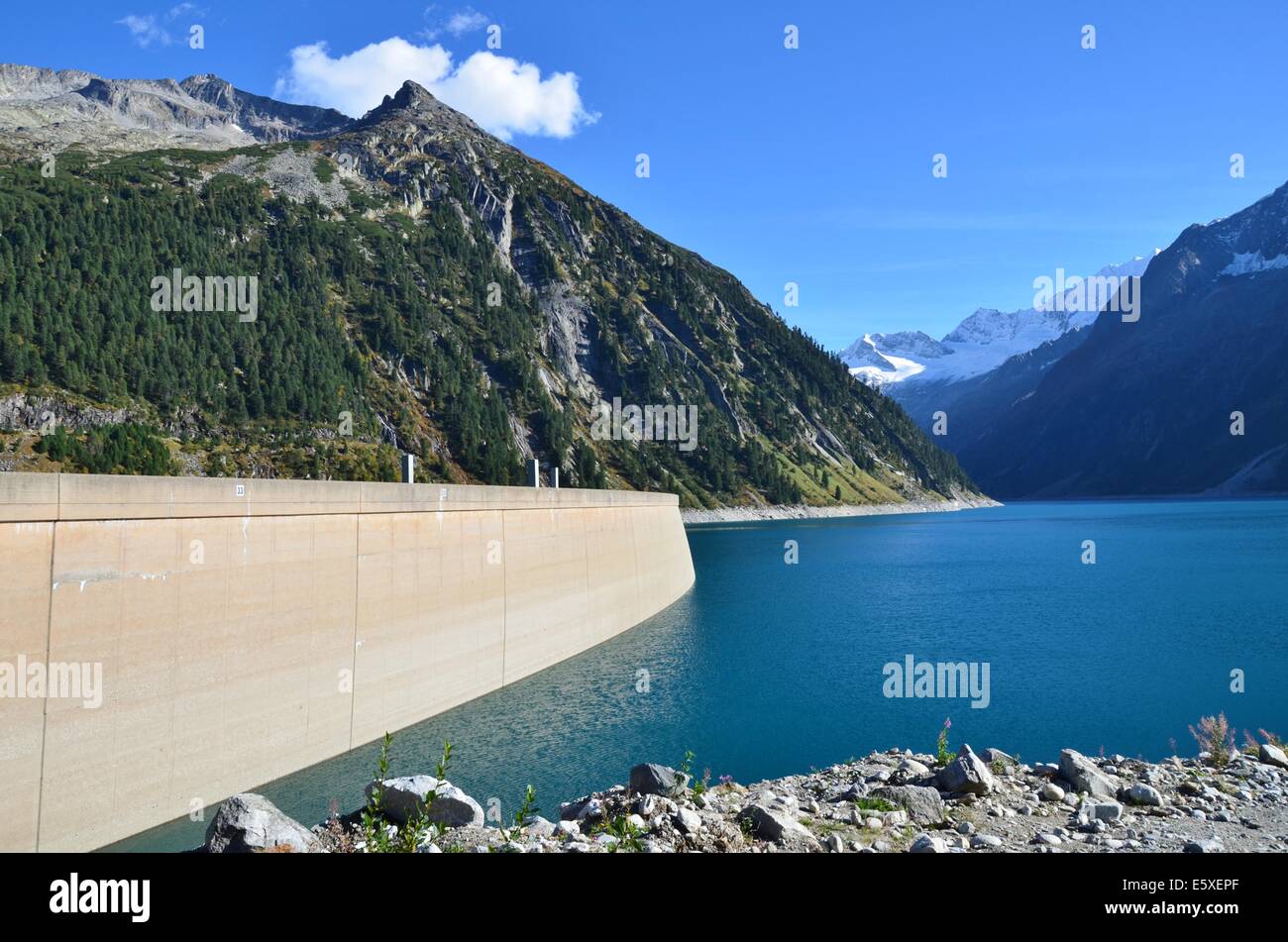 Le Parc naturel des Hautes Alpes les Alpes de Zillertal est un parc naturel de haute montagne dans le sens le plus vrai du terme. Banque D'Images