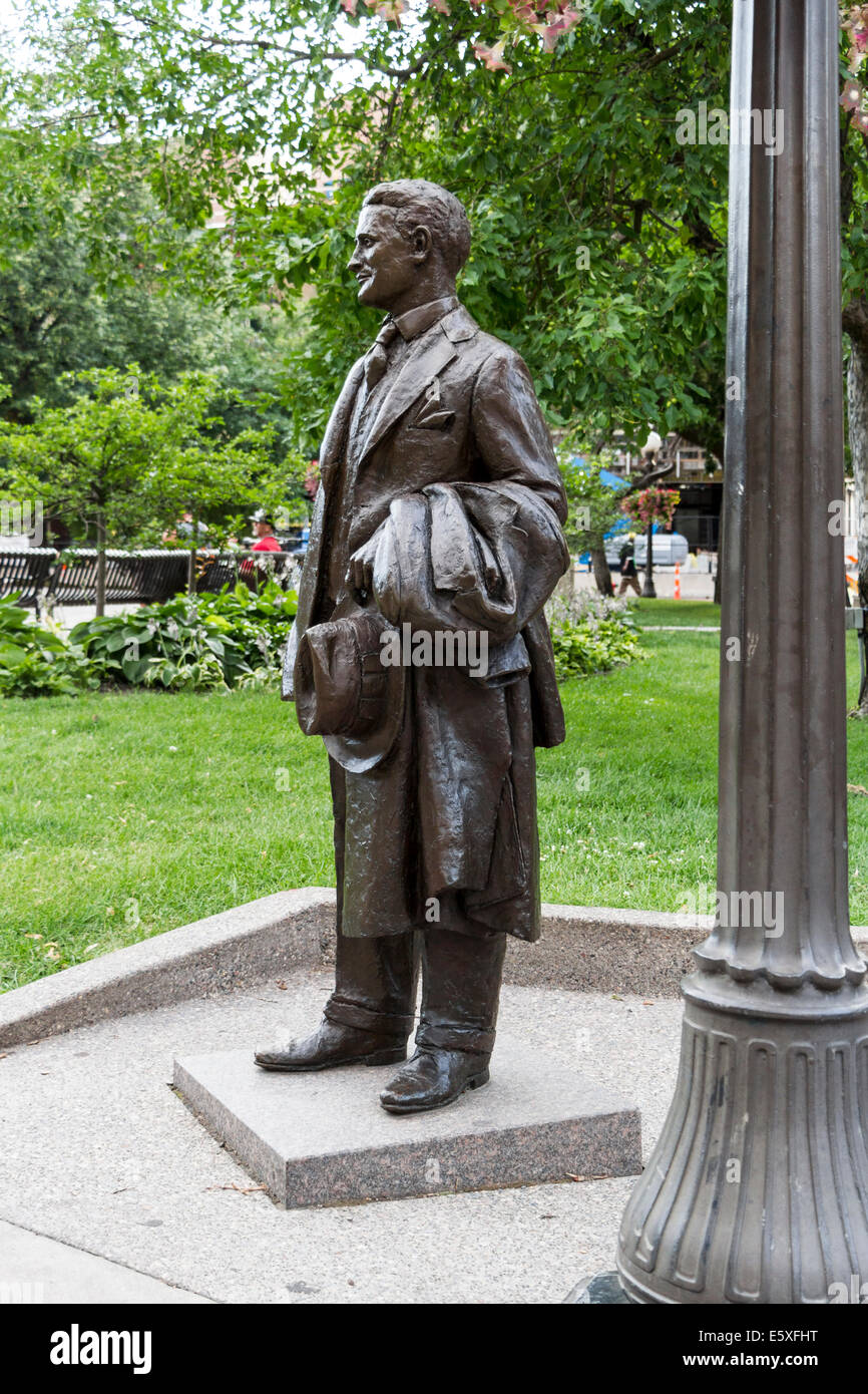 Statue de F Scott Fitzgerald, Riz Park, St Paul, Minnesota, USA. Banque D'Images