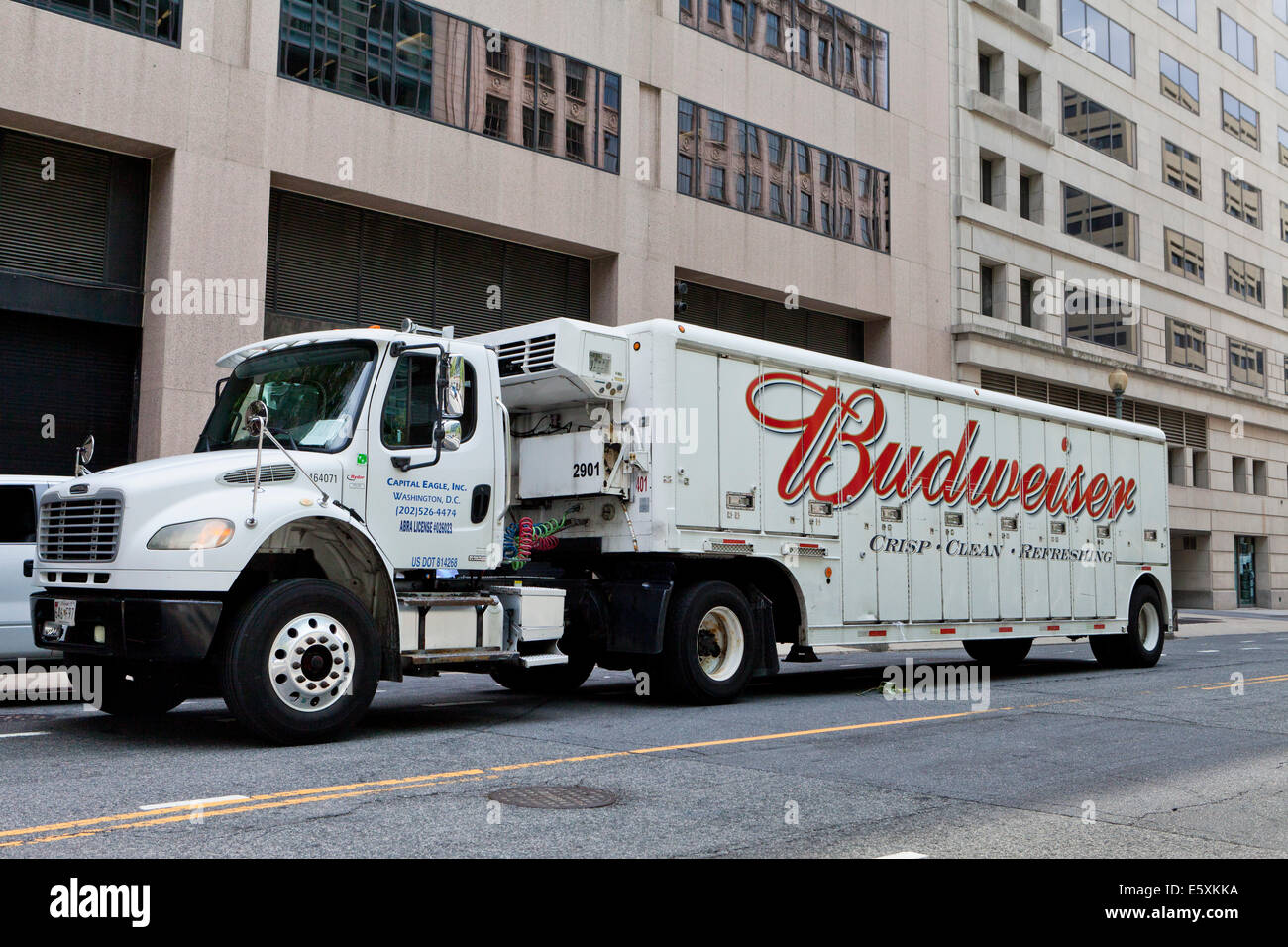 Camion de livraison de bière Budweiser - USA Banque D'Images