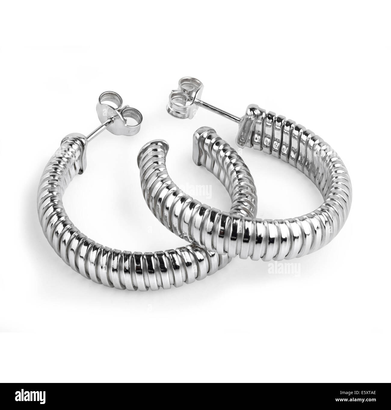 Silver hoop earrings comme hero shot bijoux Banque D'Images