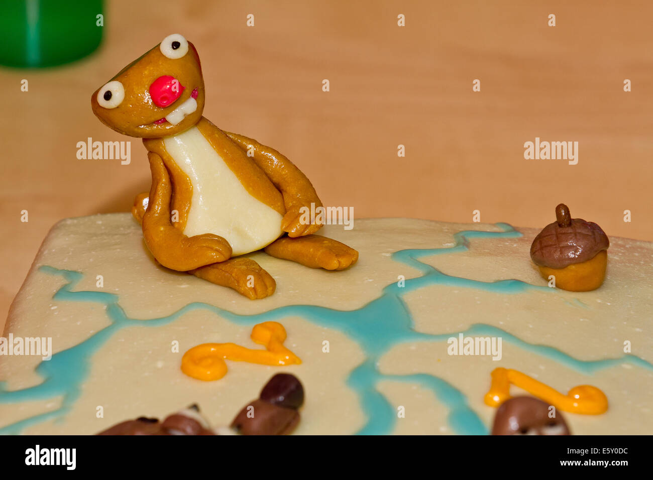 Affection Affectueux Cuisson Bien Aime Cuisine Floue Floue Flou Cake Gateaux Close Up Closeup Chiffres De L Age De Glace Photo Stock Alamy