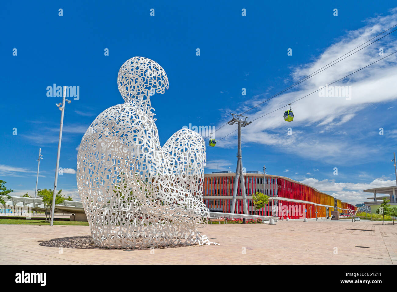 Sculpture Alma del Ebro par Jaume Plensa à Expo salon,Zaragoza, Espagne. Banque D'Images