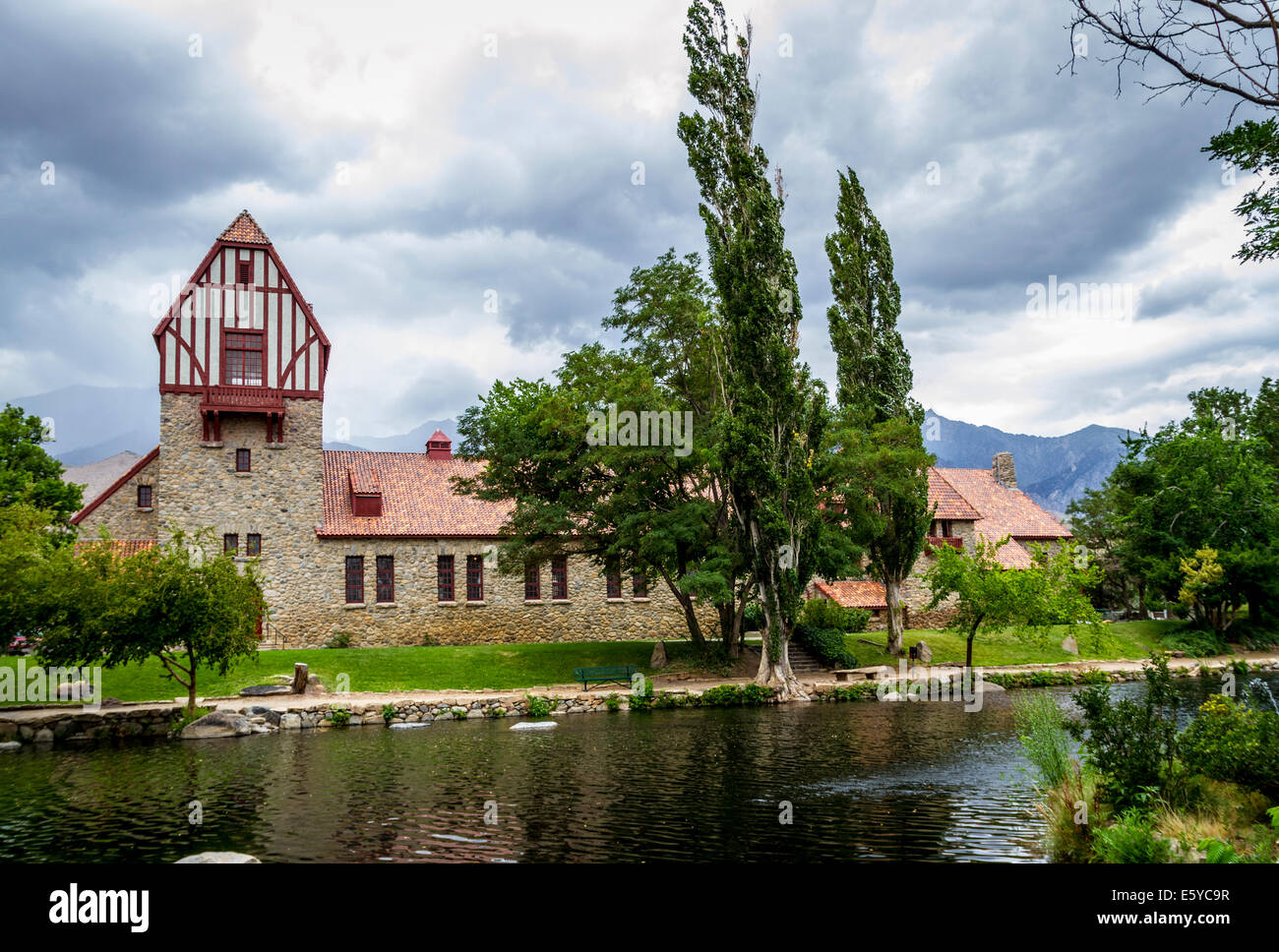 Le Mont Whitney Station piscicole dans la vallée d'Owens en Californie un arrêt touristique populaire le long de la route 395 Banque D'Images