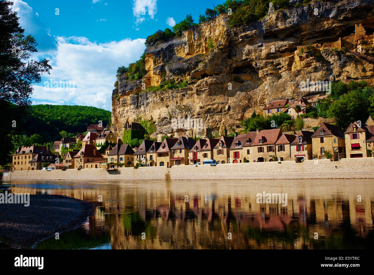 France, Aquitaine, dordogne, Périgord Noir, vallée de la Dordogne, La Roque Gageac, Village sur les rives de la Dordogne Banque D'Images