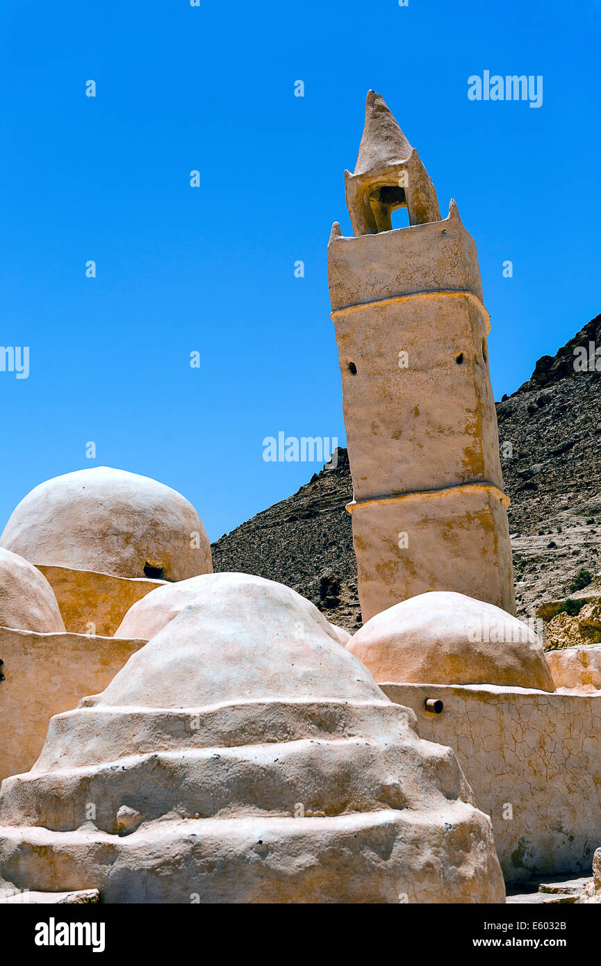 Afrique, Afrique du Nord, Maghreb, au sud de la Tunisie, de Chenini. Governorat de Tataouine. La mosquée des Sept Dormants. Banque D'Images
