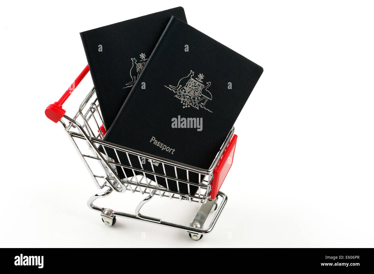 Panier et passeports Banque D'Images