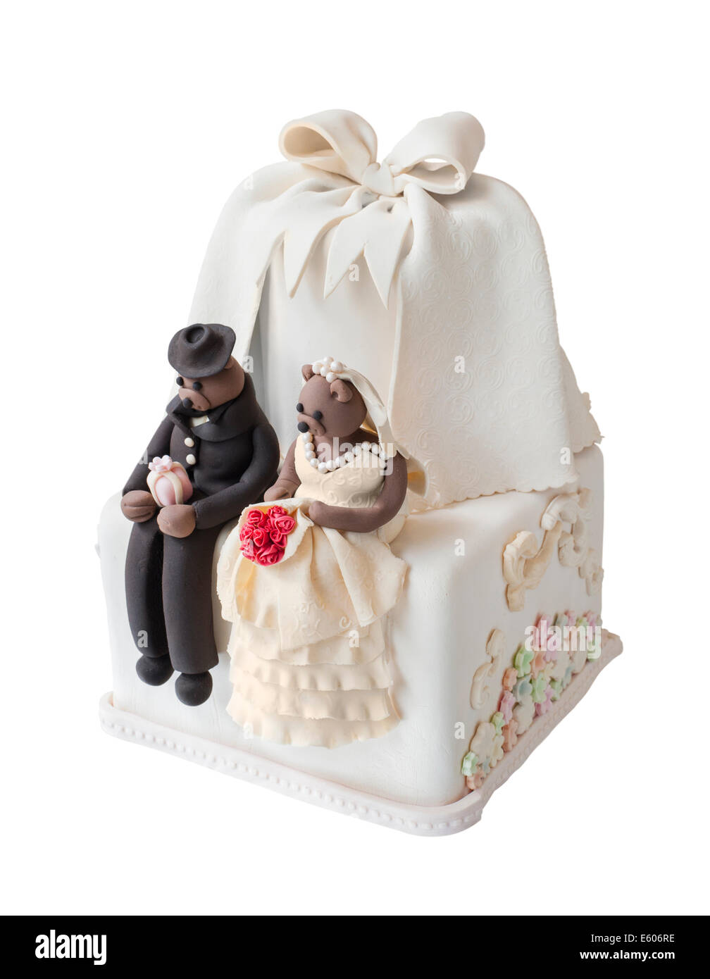 Gâteau de mariage avec bear doll Banque D'Images