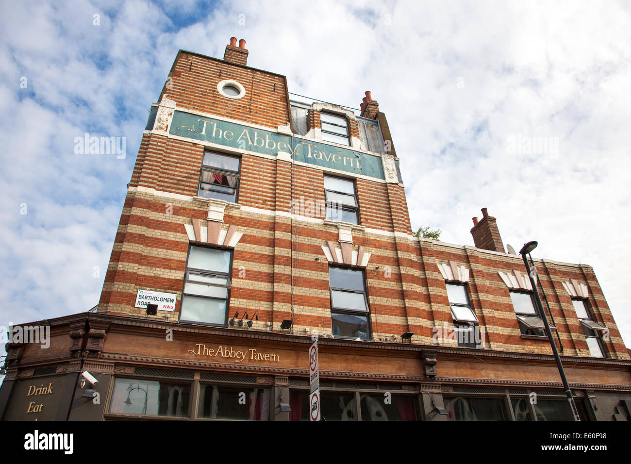 L'Abbaye Tavern - un pub à Kentish Town, au nord de Londres Banque D'Images