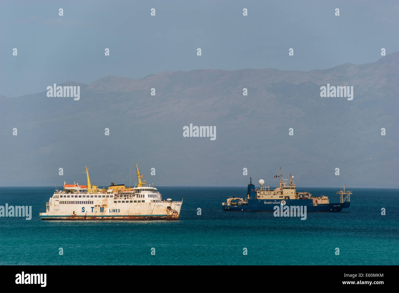 Porto Grande - Baie de Mindelo sur l'île de Sao Vicente, l'archipel du Cap Vert. Banque D'Images