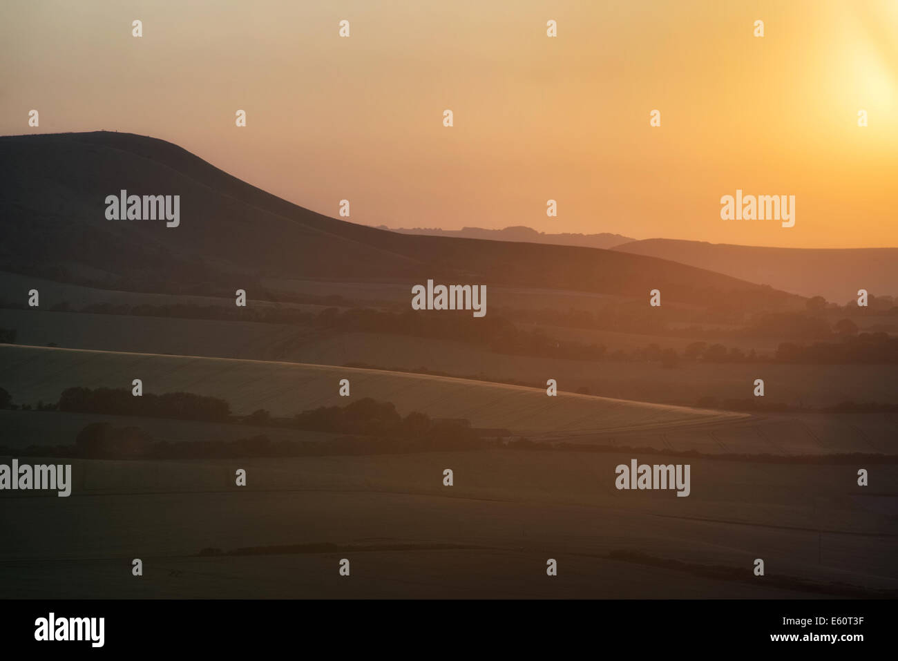 Belle Lumière soleil été paysage sur la campagne anglaise Banque D'Images