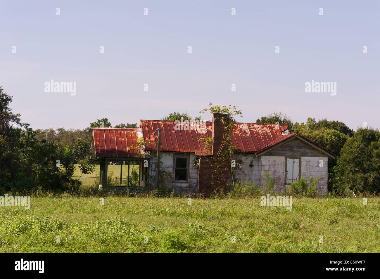 États du sud de la Floride centrale abandonnée bien résidentiel Banque D'Images