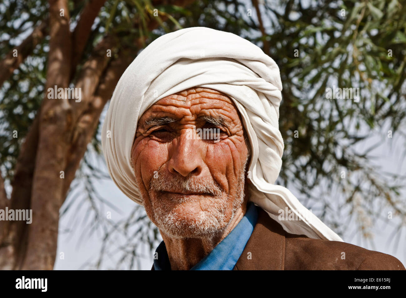 homme-tunisie-banque-de-photographies-et-d-images-haute-r-solution