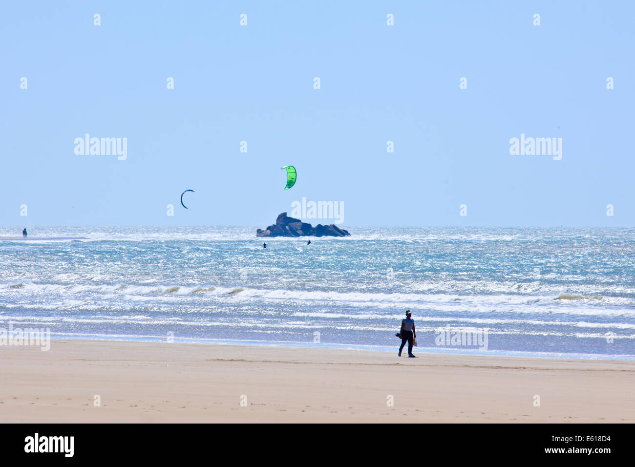 Essaouira,mer,sun,Planche à voile,les marcheurs,Chameau,plus venteux ...