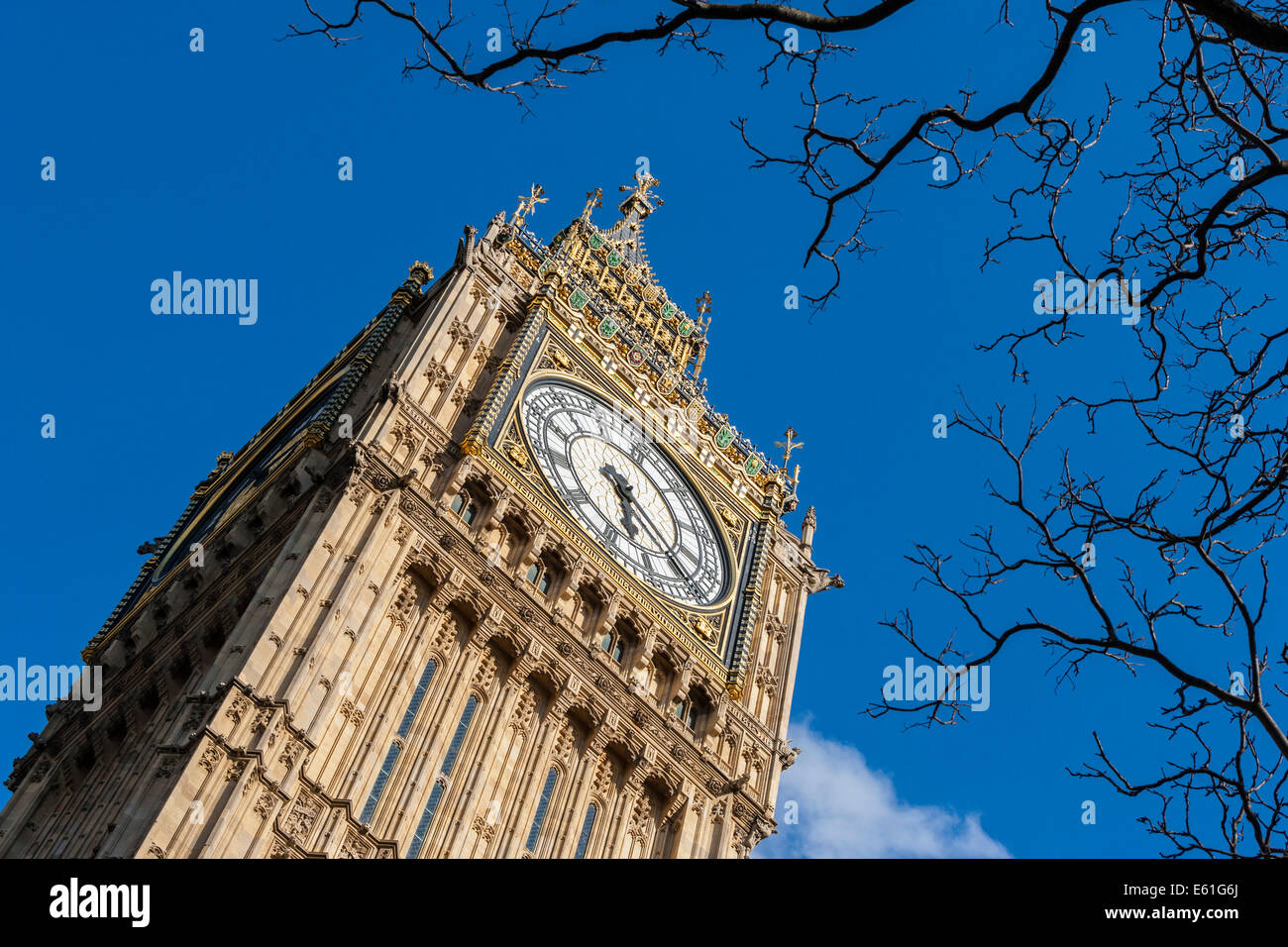 Elizabeth Tower clock logement communément connu sous le nom de Big Ben, dans les chambres du Parlement Londres Angleterre Royaume-uni. JMH6358 Banque D'Images