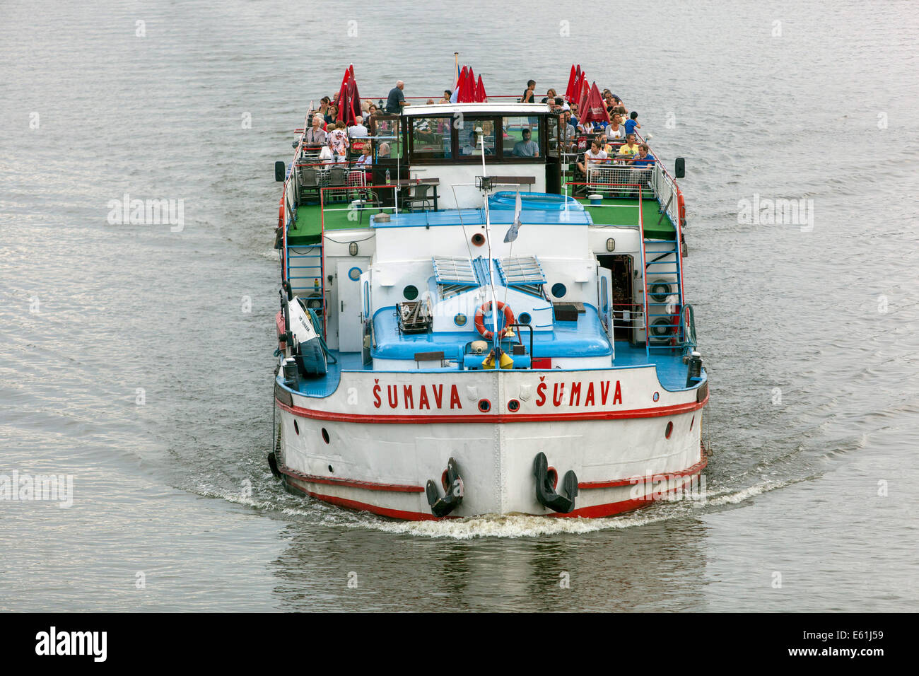 Sumava en bateau de croisière sur la rivière Vltava, Prague République Tchèque Banque D'Images