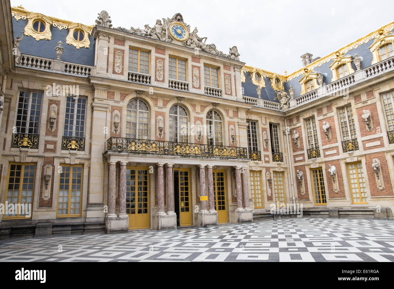 Façade baroque du château de Versailles Château de Versailles [ ] en France Banque D'Images