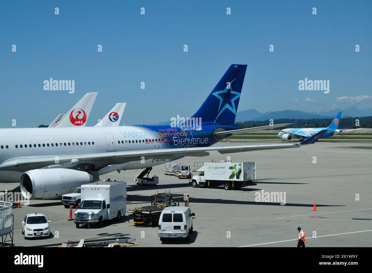 Les avions à l'aéroport de Vancouver, British Columbia, Canada Banque D'Images