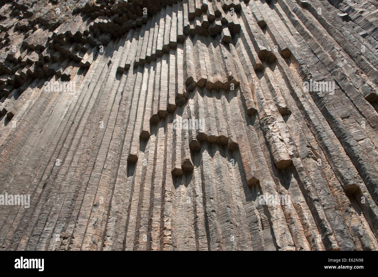 Colonnes de basalte entrelacées, garni gorge, Arménie Banque D'Images